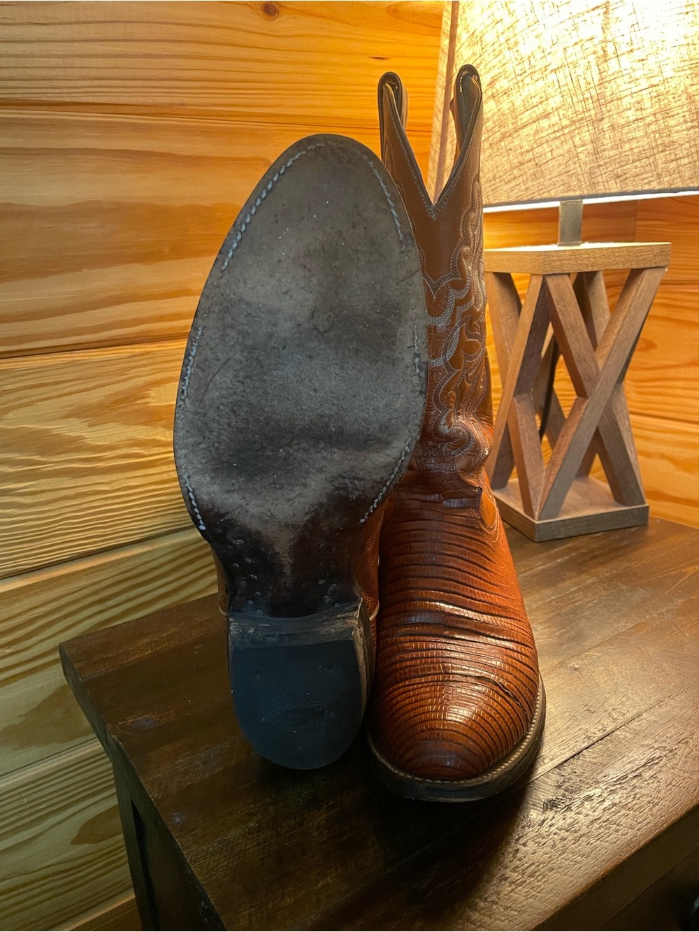 Men’s Justin Lizard’s / Size 10D / Beautiful Burnt Orange / Western Cowboy Boots - Picture 3 of 6